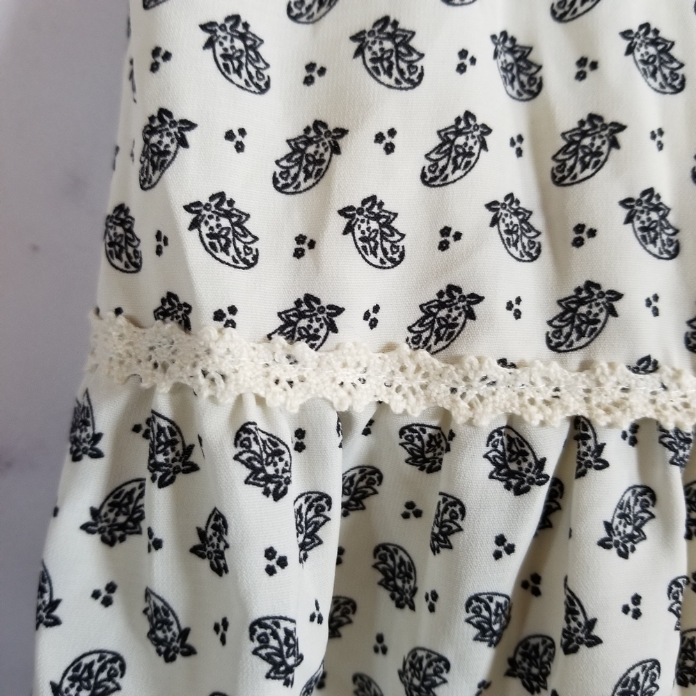 SADIE & SAGE  Flounce Mini Skirt - Picture 2 of 8